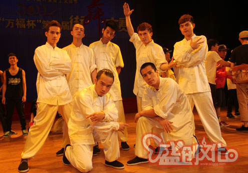     創(chuàng)新街舞、機械舞