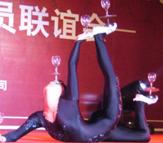 柔術(shù)-滾燈、滾杯、雕花